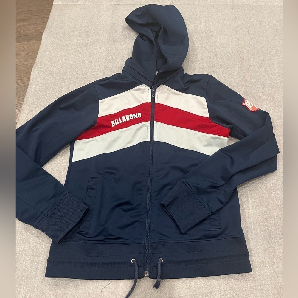 [10]Billabong Women’s Navy, Red, and White Hoodie